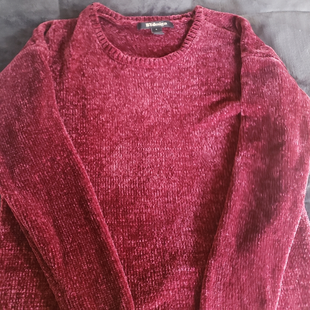 Sweater - Picture 2 of 6